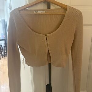 Zara small tan cropped sweater